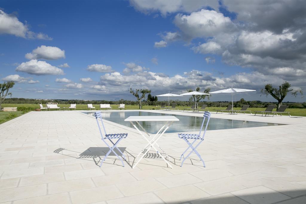Tenutayala - Residenza Agrituristica Parabita Bagian luar foto