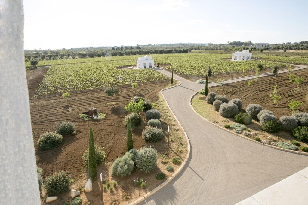 Tenutayala - Residenza Agrituristica Parabita Bagian luar foto
