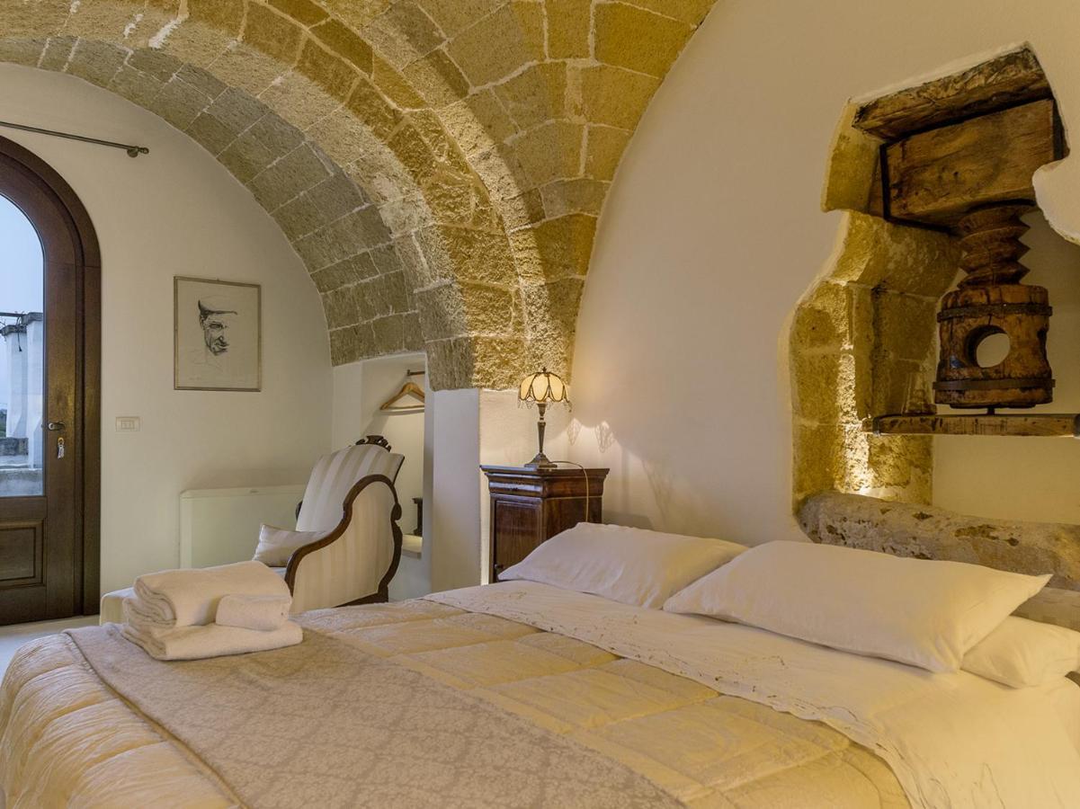 Tenutayala - Residenza Agrituristica Parabita Bagian luar foto