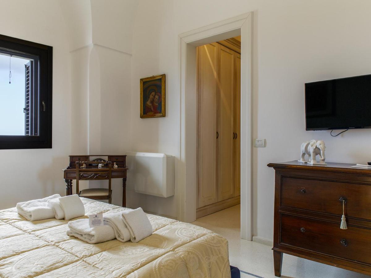 Tenutayala - Residenza Agrituristica Parabita Bagian luar foto